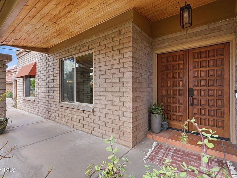 1550 E GREENTREE Drive photo 3