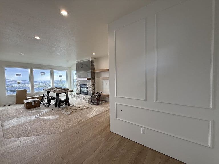 2097 Legacy Dr photo 3