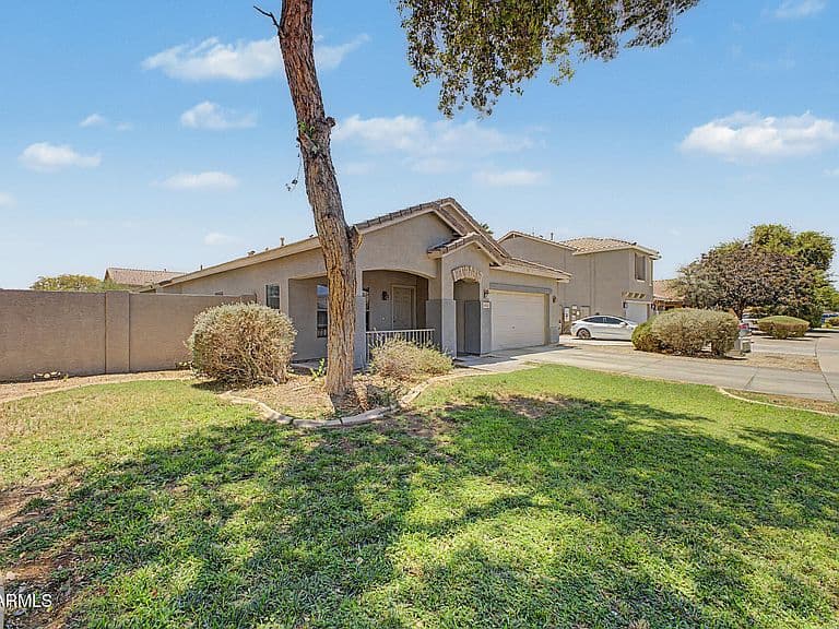 1253 E HEATHER Drive photo 2