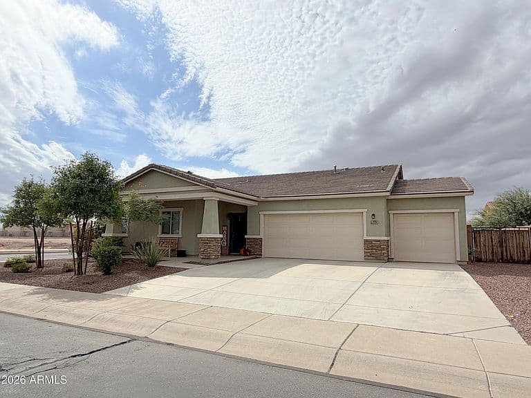 375 E MONTEGO Drive photo 3