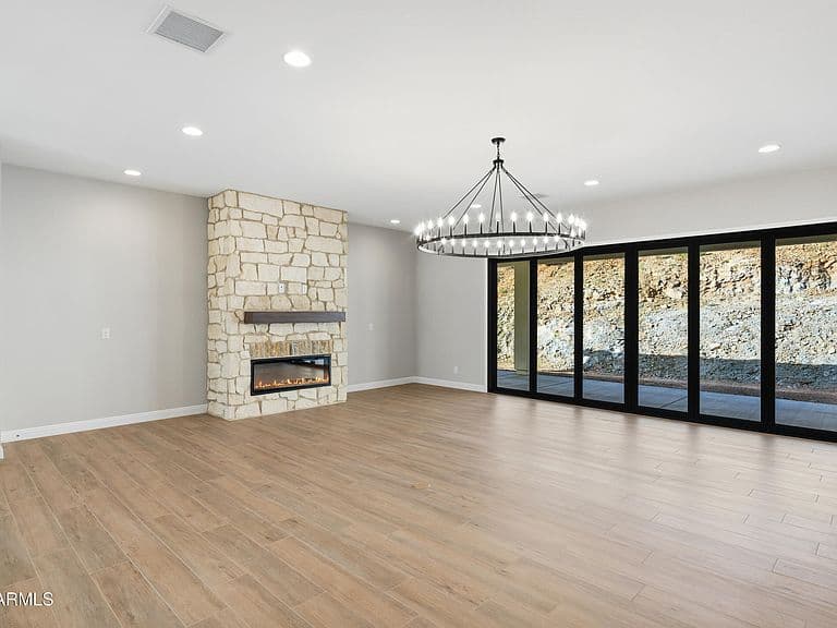 31612 N Gary Road photo 4