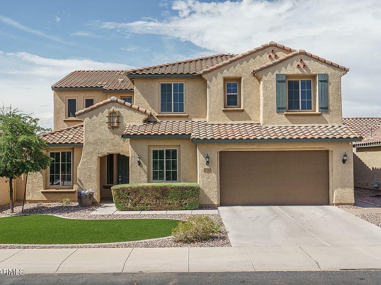 10738 W WHITEHORN Way photo 2