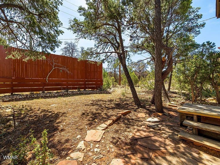 3563 Starlite Dr photo 4