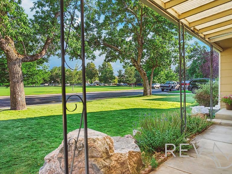 2125 Kerper Blvd., N photo 4