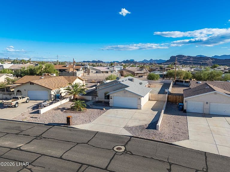 3326 Thundercloud Dr photo 2