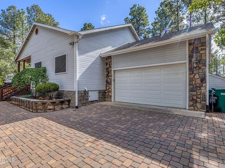 3714 W Country Club Drive photo 4