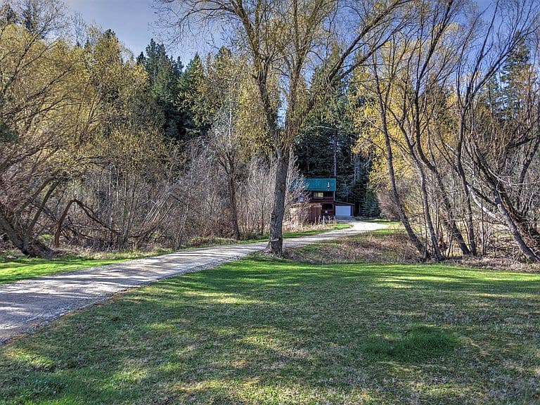 499 Bunkhouse Rd photo 4