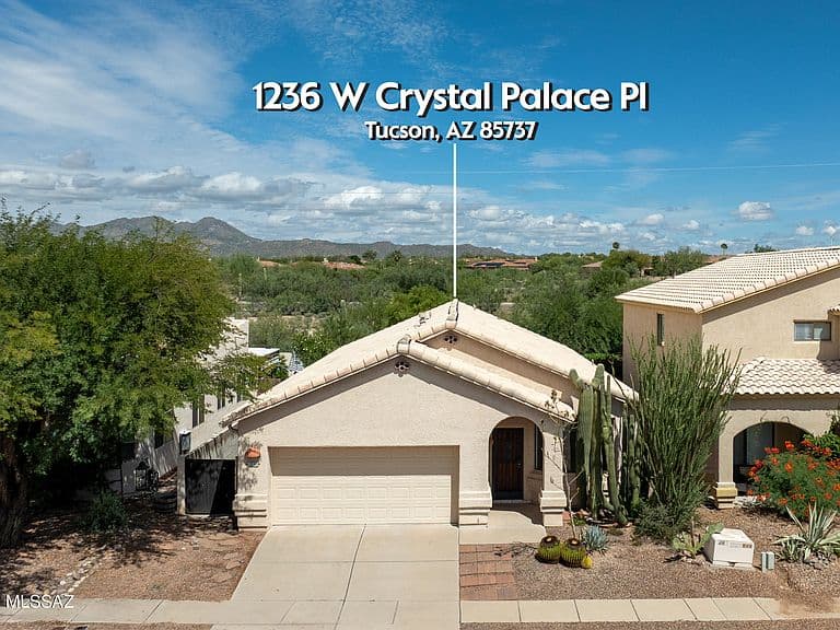1236 W Crystal Palace Pl photo 1
