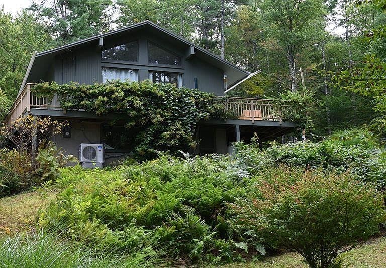 17 Glenwood Drive photo 3