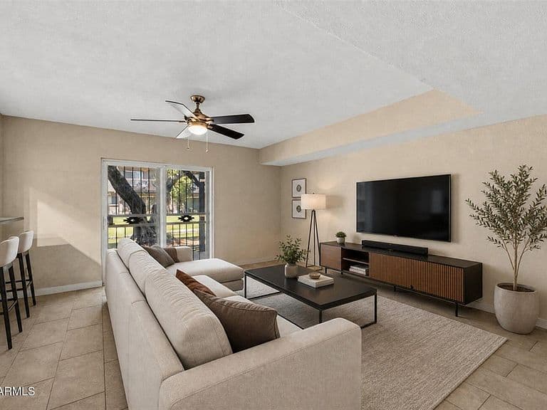 2208 W Lindner Avenue #40 photo 1