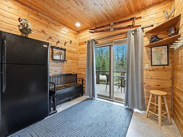 11200 Birch Dr photo 3