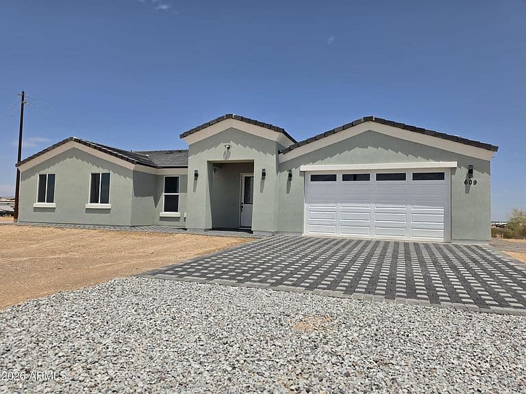 609 S 311TH Avenue photo 2