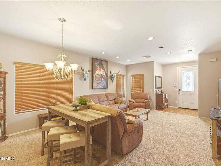 6366 W BARBARA Avenue photo 5