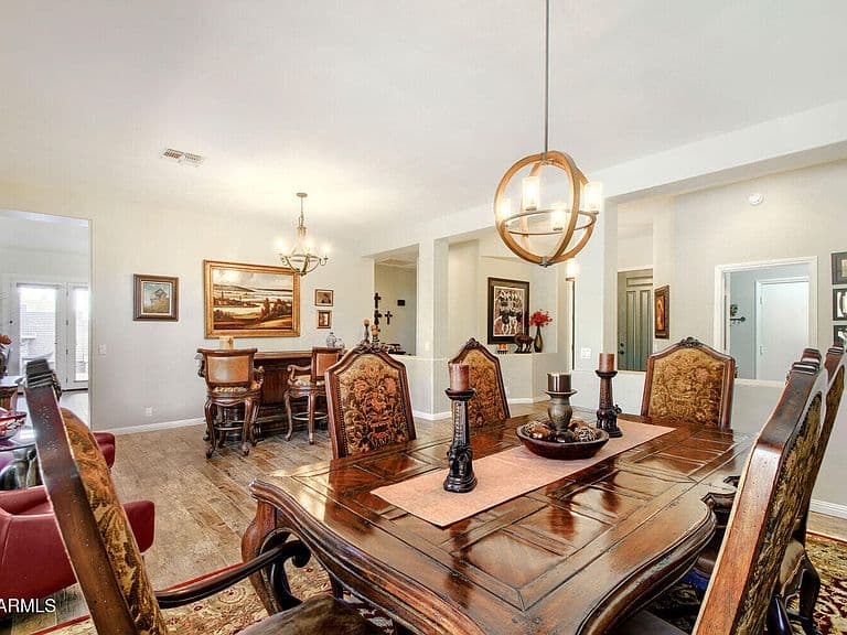 4728 E SPUR Drive photo 5