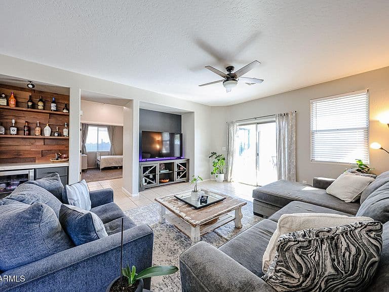 2499 W Lewis And Clark Trl photo 4