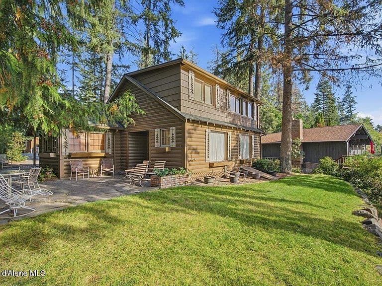 10716 N Lakeview Dr photo 1