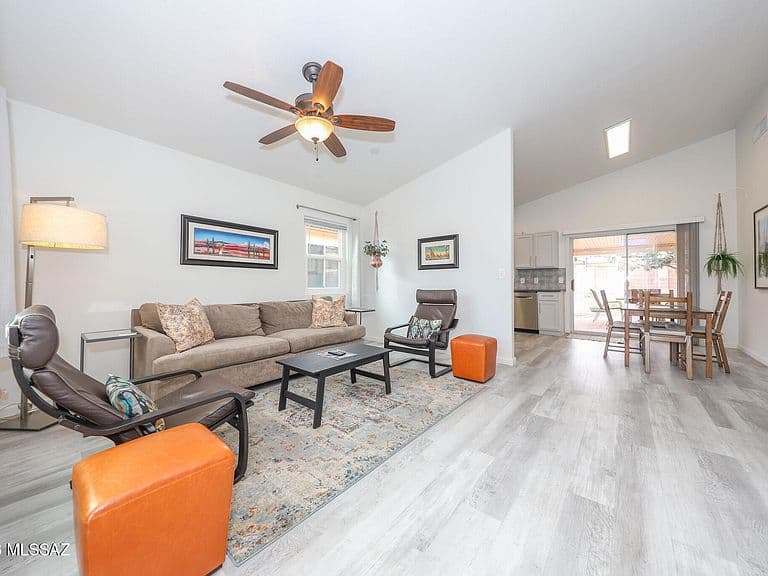 2353 W Silverbell Oasis Way photo 4