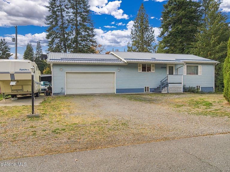 6936 W Trevor St photo 1