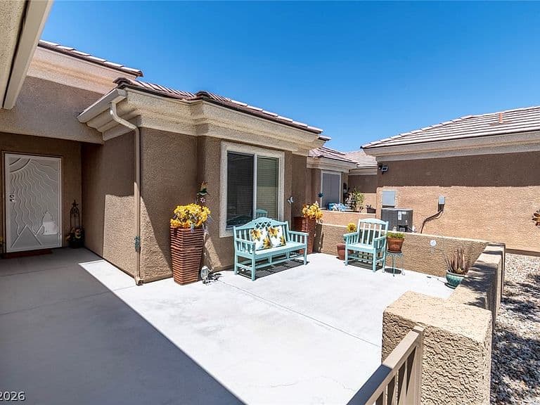 7681 Songster St photo 3