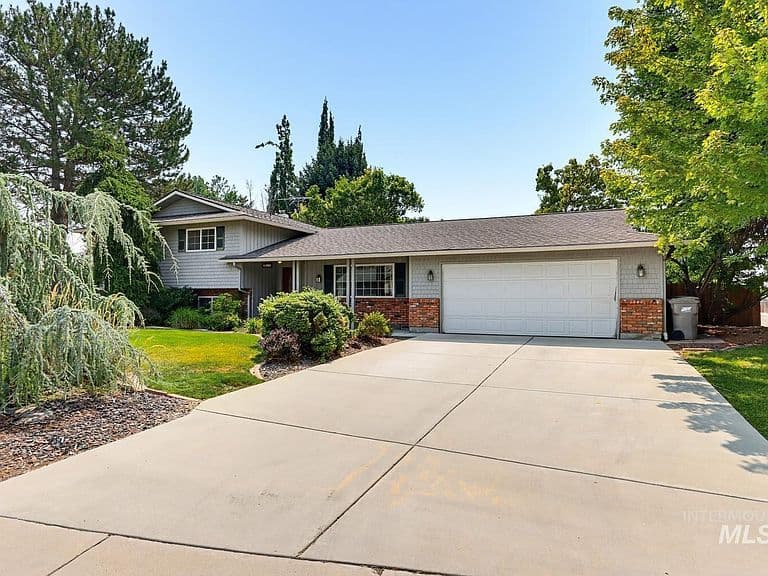 11683 W Florida Dr photo 2