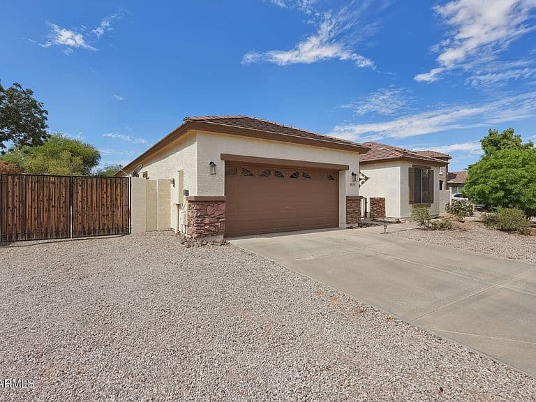 1731 N MCDONALD Street photo 4