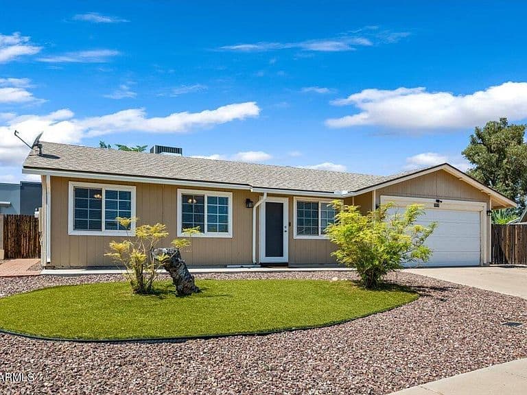 5818 S JUDD Street photo 1