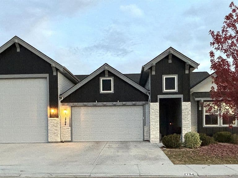2794 E Gypsum St photo 5