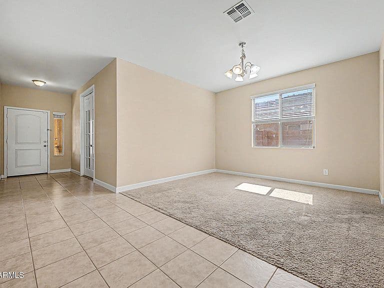 24772 W WEDGEWOOD Avenue photo 4