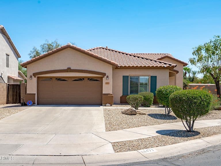 15477 W JACKSON Street photo 2