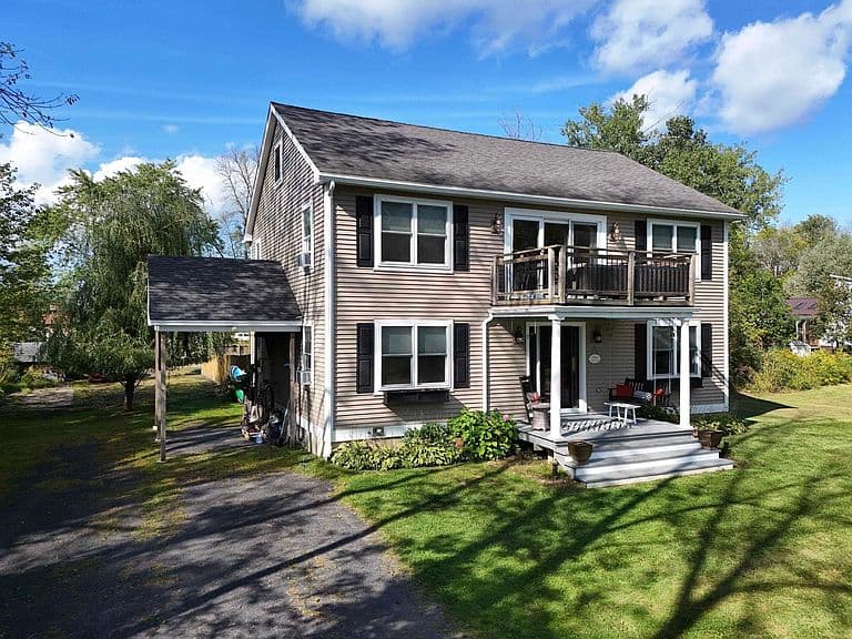 9 Cedar Street photo 2