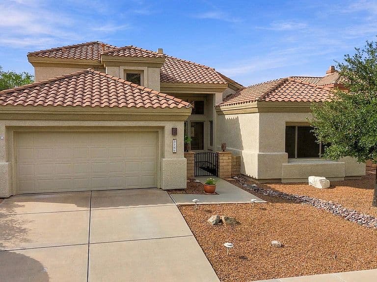 9760 E Spring Ridge Pl photo 2