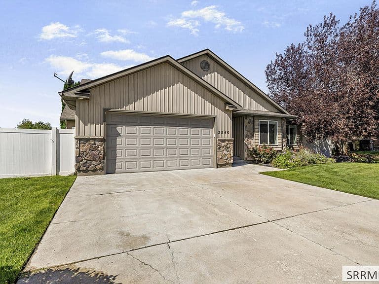 3840 Summer Sun Dr photo 3