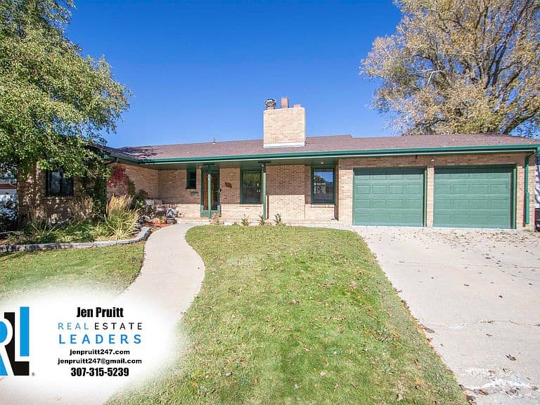 1800 Lynwood Pl photo 1
