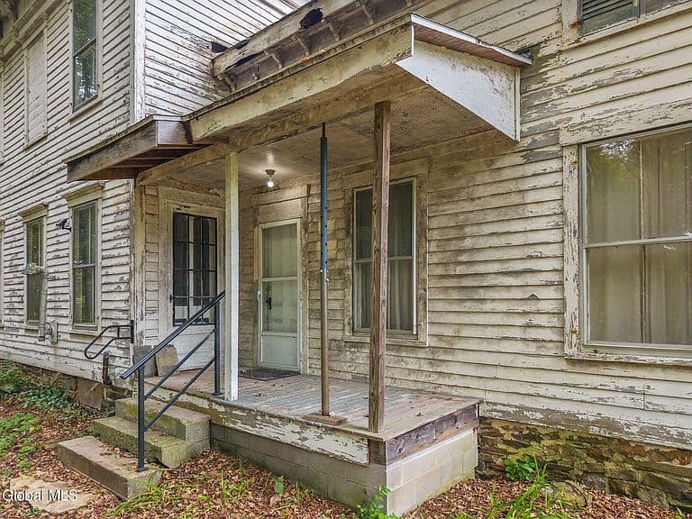 288 Eagle Bridge Road photo 5