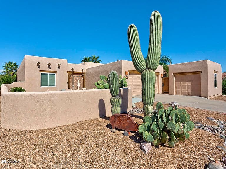 2812 S Greenside Pl photo 2