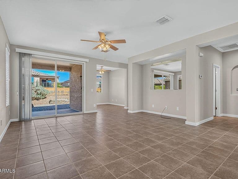 22596 W LOMA LINDA Boulevard photo 5