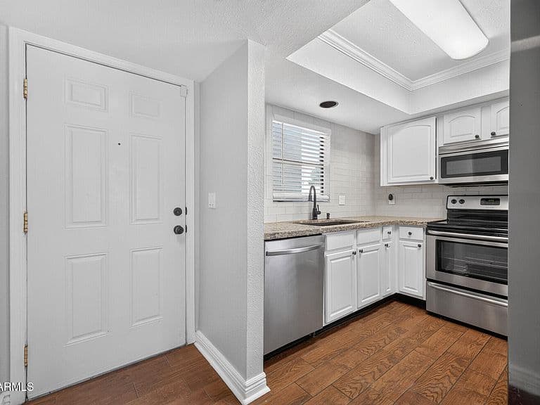 3420 W DANBURY Drive #C109 photo 4
