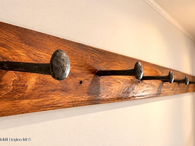 18 Carlton Road photo 5