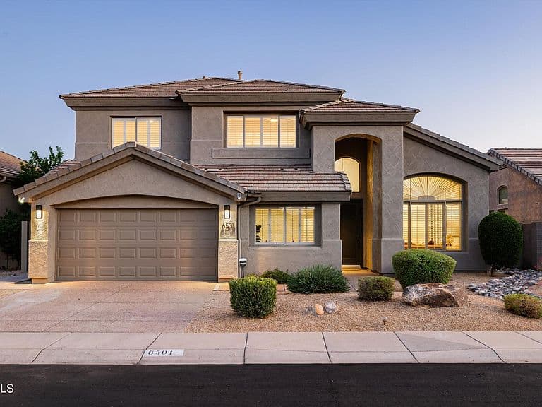 6501 E BETTY ELYSE Lane photo 2