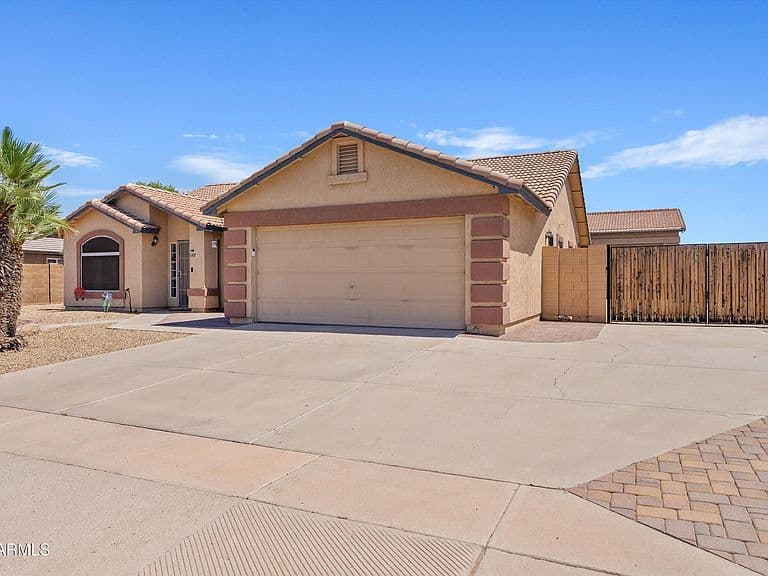 11437 E ROSCOE Avenue photo 2