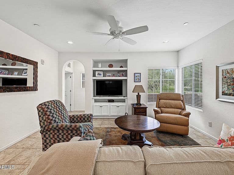 3935 E ROUGH RIDER Road #1306 photo 4