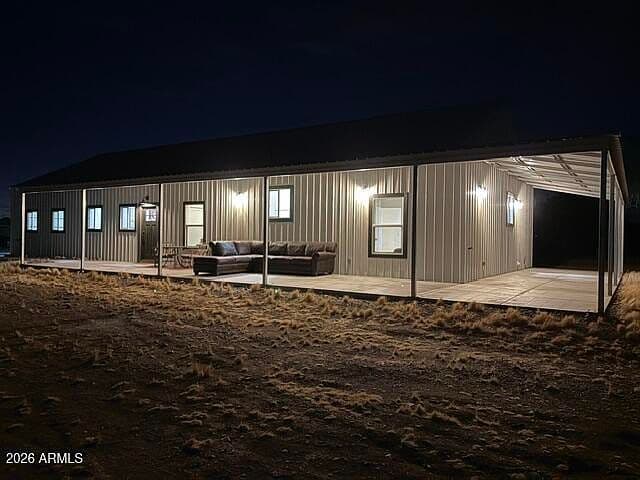 471 S Cardoza Drive photo 2