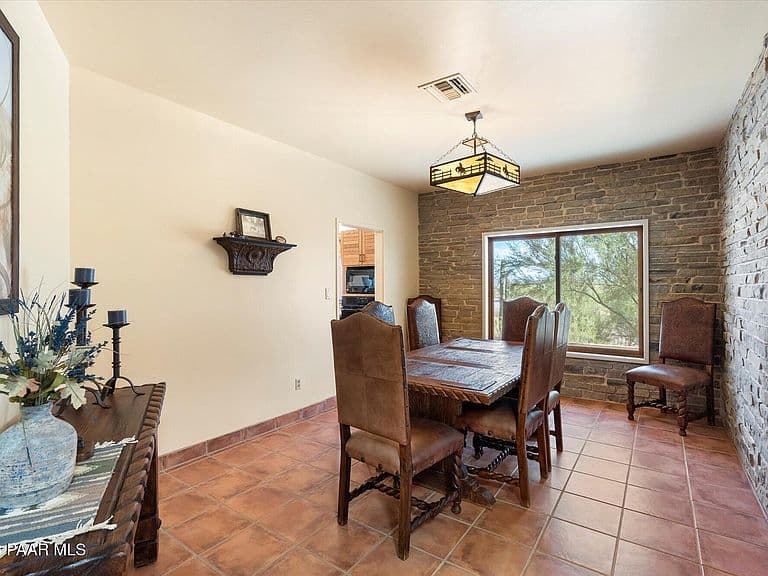 501 S Saguaro Dr photo 2