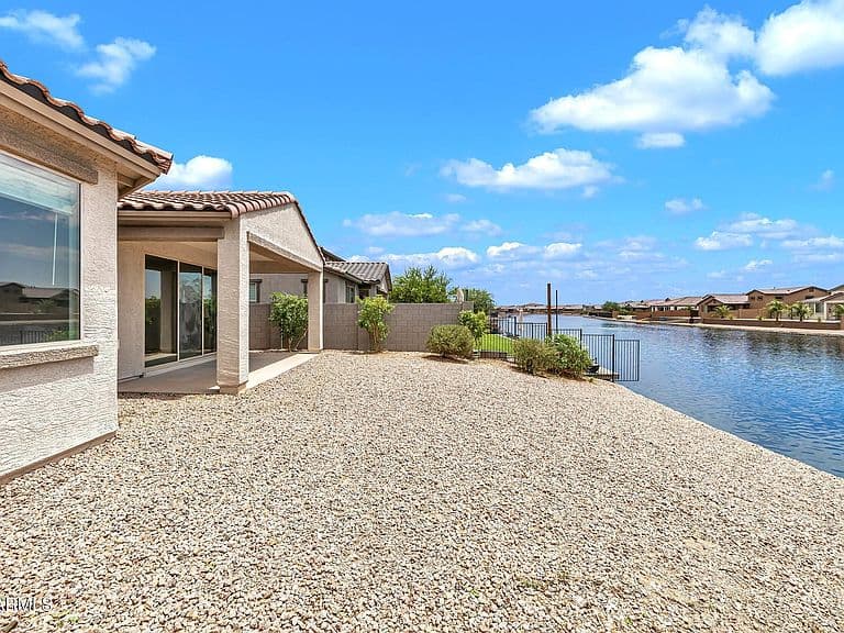 40885 W AGAVE Road photo 1