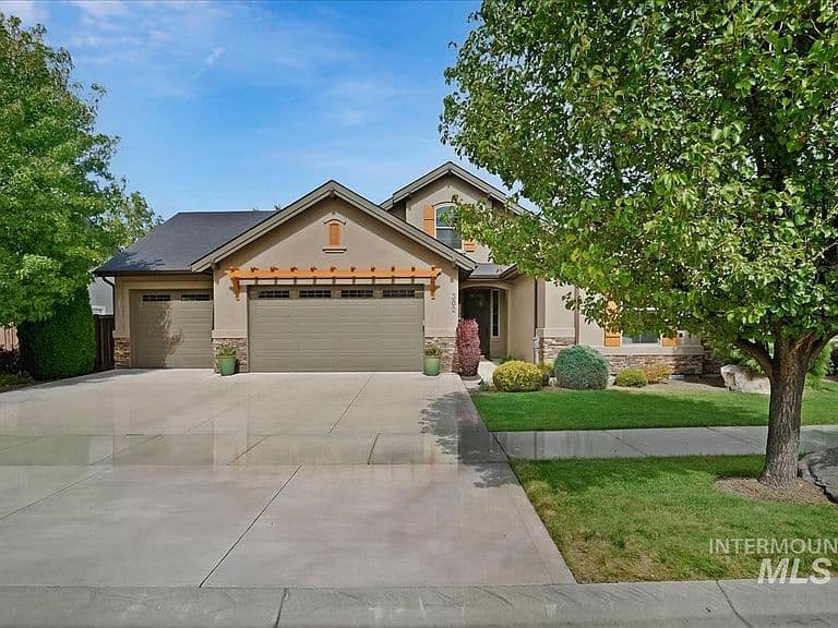 302 W Heston Dr photo 1