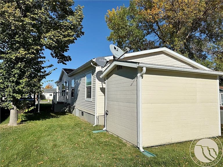 3832 Swallow Ln photo 5