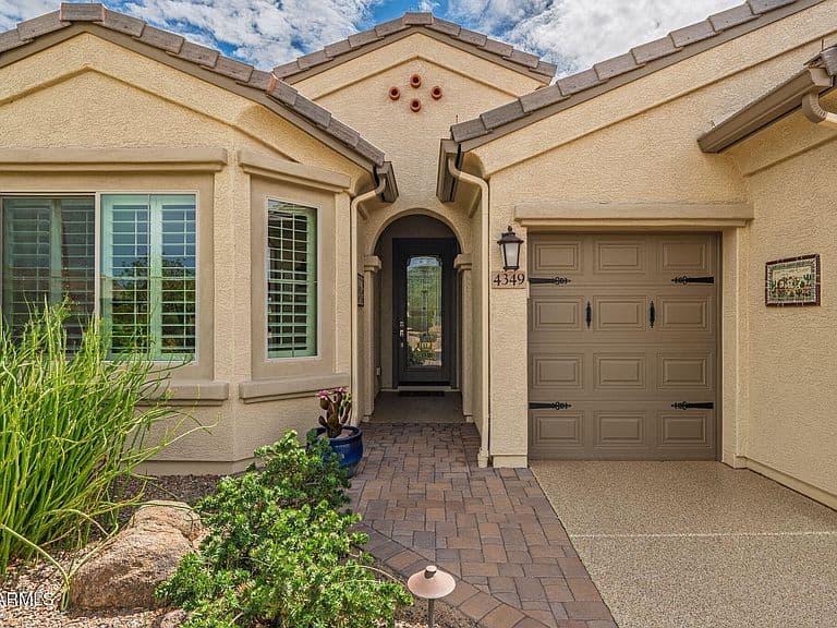 4349 W BOX CANYON Drive photo 4