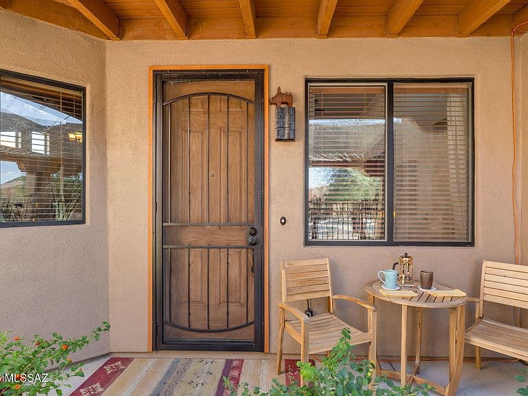 8148 N Night Pony Dr photo 3