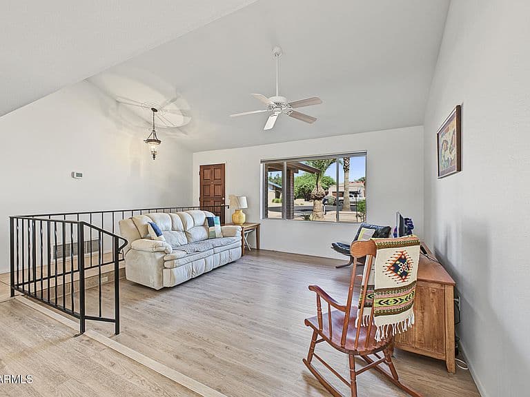 325 W PACIFICO Circle photo 4