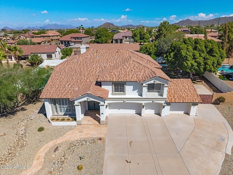 7538 E KAEL Circle photo 2